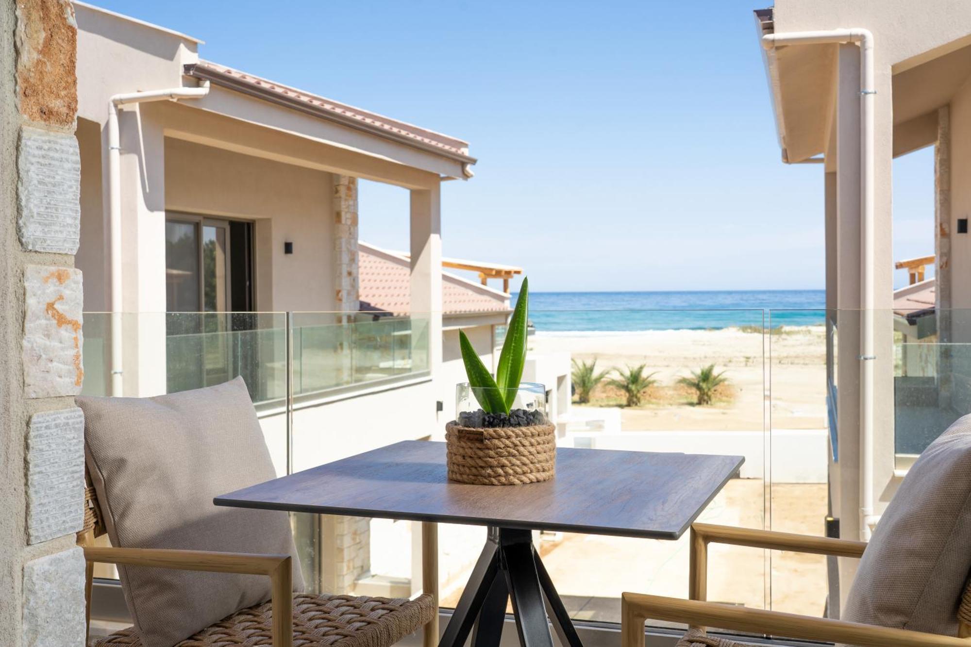 Amo Golden Suites Chrysi Ammoudia Exterior photo
